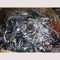 上海上門回收辦公電腦 機房設備 電瓶 網線